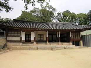 Seoul - Changdeokgung - Secret Garden - building