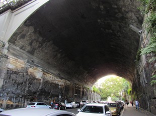 Sydney - The Rocks walking tour - Argyle Cut
