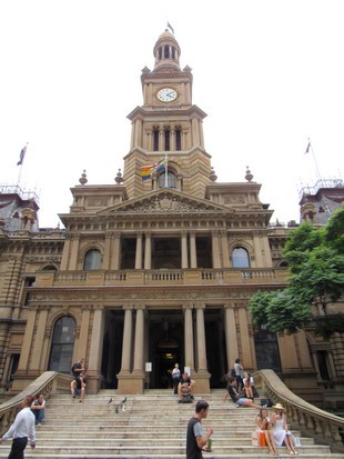 Sydney - The Rocks walking tour - Town Hall