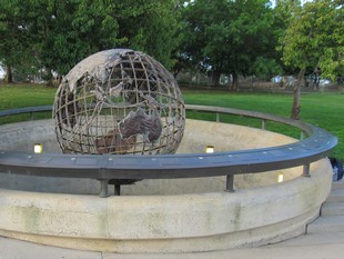 Canberra - Commonwealth Park - Regatta Point