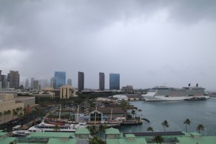 Oahu - Aloha Tower - view #1