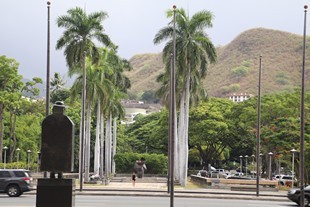 Oahu - State Capitol - Eternal Flame