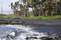 Big Island - Punalu’u Black Sand Beach - beach view