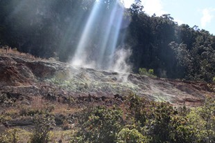 Big Island - Volcanoes National Park - Crater Rim Drive - Sulphur Banks - view #3