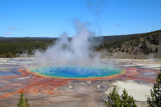 Yellowstone National Park - Grand Prismatic Spring
