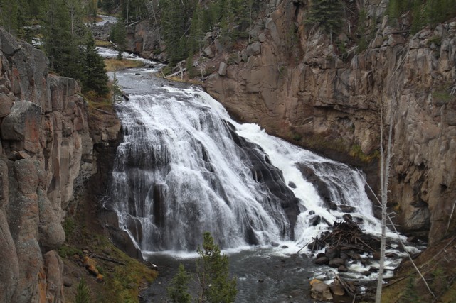 Yellowstone National Park - Norris - Gibbon Falls