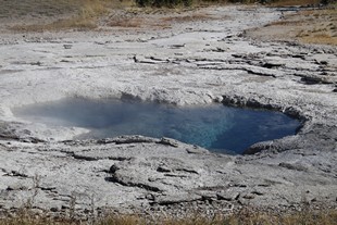 Yellowstone National Park - Old Faithful Village - Upper Geyser Basin - Spa Geyser